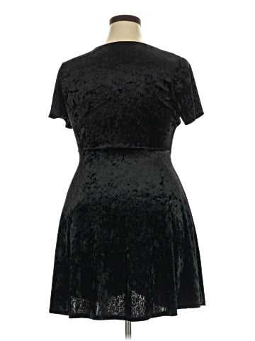 HAUTE FOX Cocktail Dress (view 2)