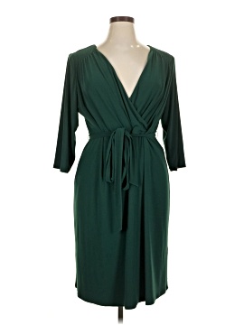 Eliza J Plus-Size Dresses On Sale Up To 90% Off Retail | ThredUp