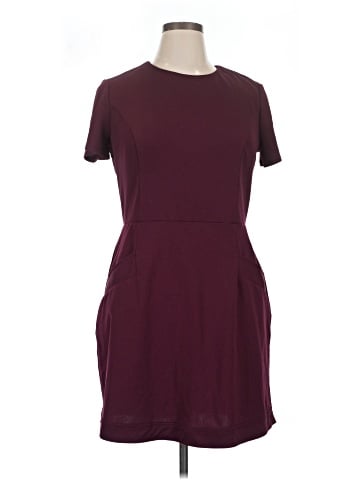 Donna Morgan Casual Dress (view 1)
