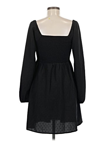 Old Navy Casual Dress (view 2)