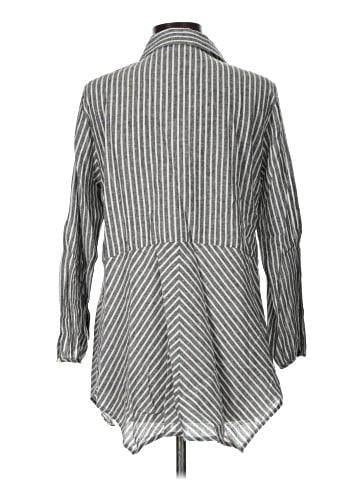 Jones & Co 3/4 Sleeve Button-Down Shirt (view 2)