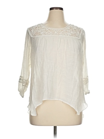 Jolt 3/4 Sleeve Blouse (view 1)