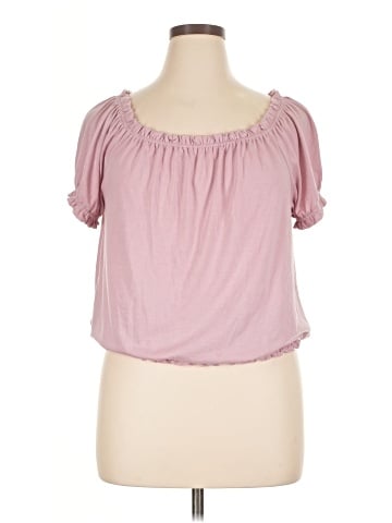 Isabella Rodriguez Short Sleeve Top (view 1)