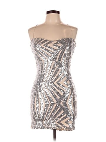 Blanc Cocktail Dress (view 1)