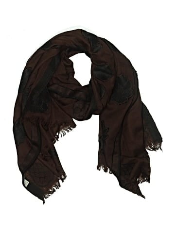 The Metropolitan Museum of Art New York Scarf (view 1)