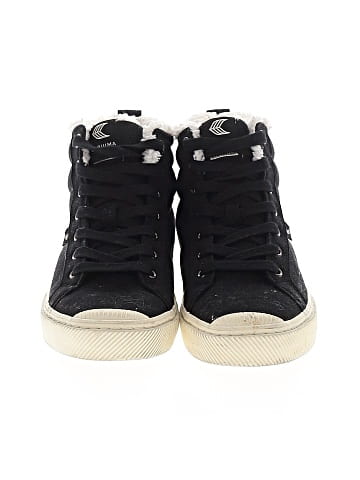 Cariuma Sneakers (view 2)