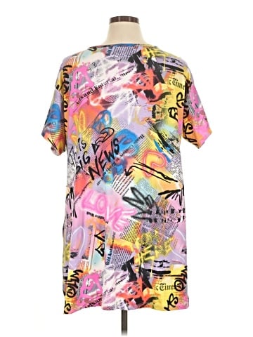 Rouge Short Sleeve T-Shirt (view 2)