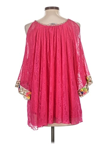 Casting 3/4 Sleeve Top (view 2)
