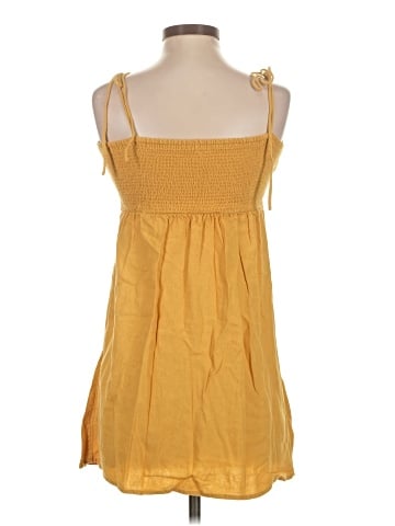 Old Navy Casual Dress (view 2)