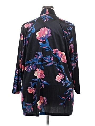 Draper's & Damon's Kimono (view 2)