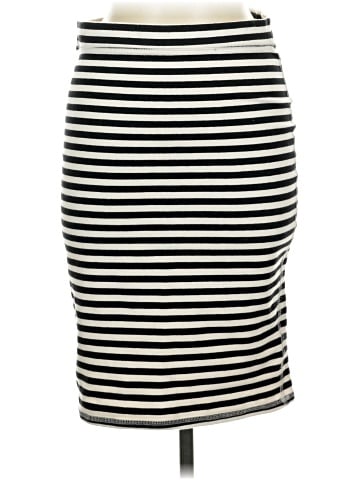 Old Navy Casual Skirt (view 1)