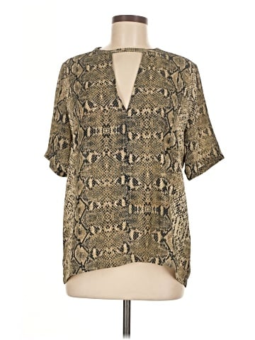 Karlie Short Sleeve Blouse (view 1)