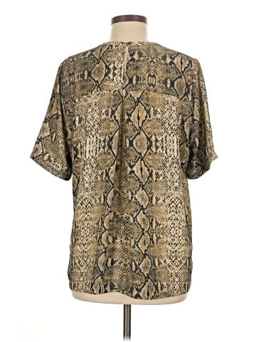 Karlie Short Sleeve Blouse (view 2)