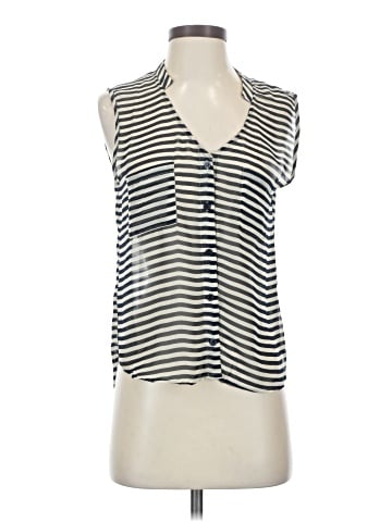 One Clothing Sleeveless Blouse (view 1)