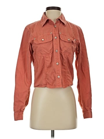 Lizwear by Liz Claiborne Long Sleeve Button-Down Shirt (view 1)