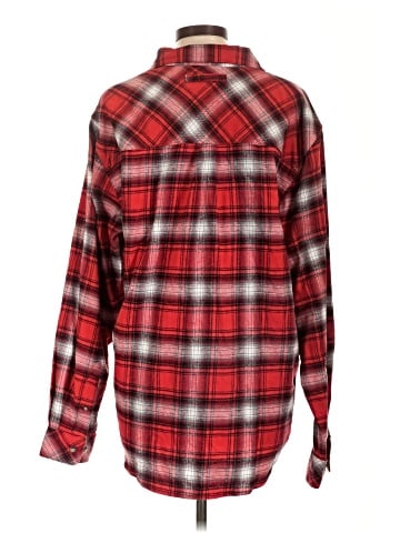 Legendary Whitetails Long Sleeve Button-Down Shirt (view 2)