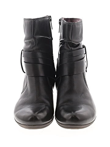 Pikolinos Ankle Boots (view 2)