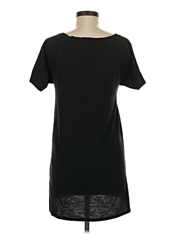 Victoria's Secret Short Sleeve T-Shirt (view 2)