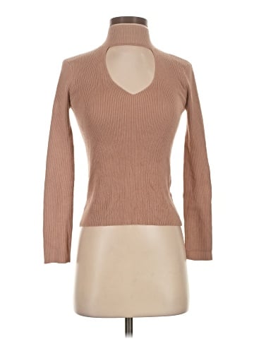 Kendall & Kylie Long Sleeve Top (view 1)