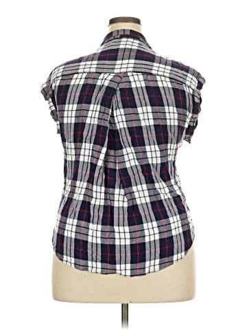 Jachs Girlfriend Short Sleeve Button-Down Shirt (view 2)