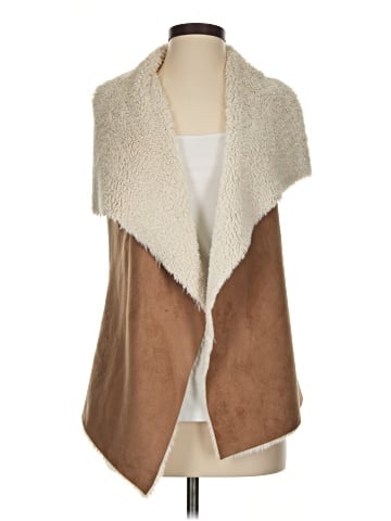 Romeo & Juliet Couture Faux Fur Vest (view 1)