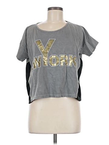 Akira Chicago Red Label Short Sleeve T-Shirt (view 1)
