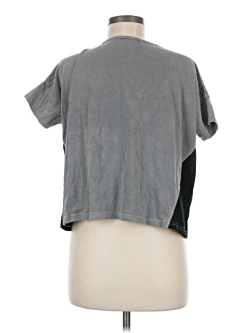 Akira Chicago Red Label Short Sleeve T-Shirt (view 2)