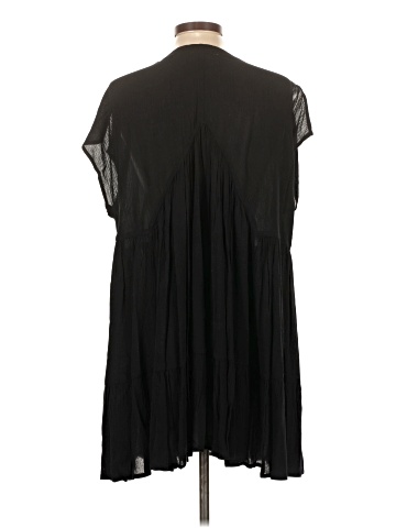 Chelsea & Violet Short Sleeve Blouse (view 2)