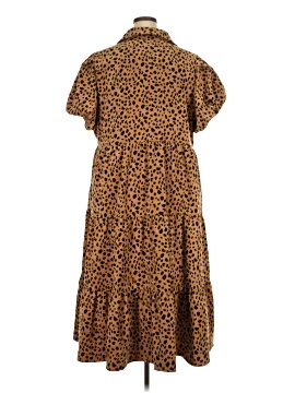 Crown & Ivy Women's Clothing On Sale Up To 90% Off Retail | ThredUp