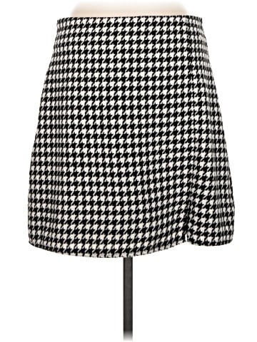 Old Navy Casual Skirt (view 2)