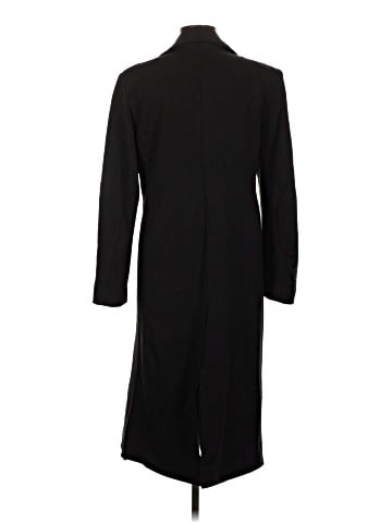 Leze the label Coat (view 2)