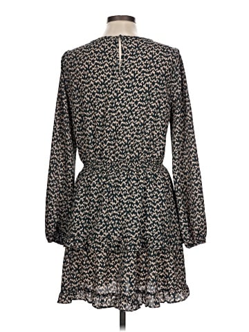 Hem & Thread Casual Dress (view 2)