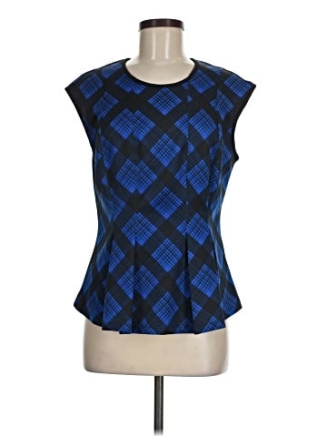 AUW Sleeveless Blouse (view 1)
