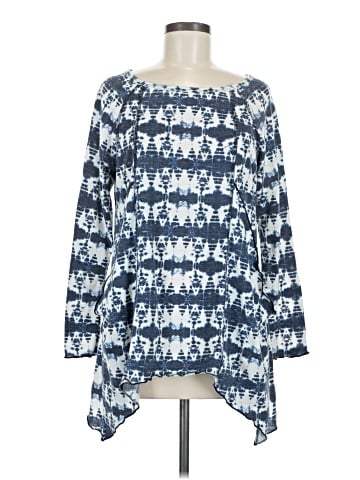 Cha Cha Vente 3/4 Sleeve T-Shirt (view 1)