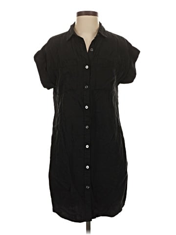 Velvet Heart Short Sleeve Button-Down Shirt (view 1)
