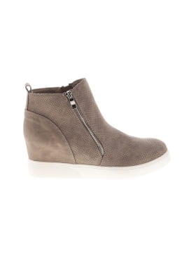 Journee Collection Sneakers