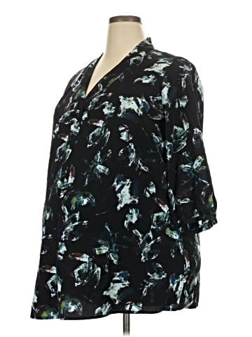 Liz Lange Maternity 3/4 Sleeve Blouse (view 1)