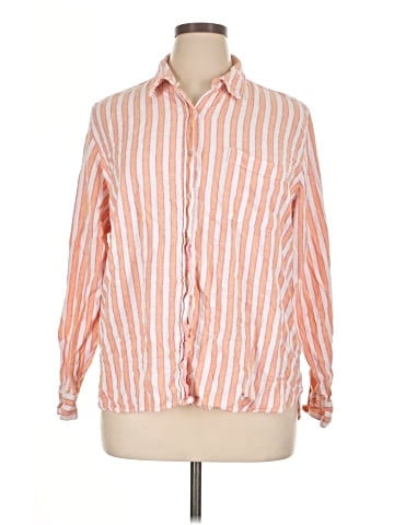 Universal Thread Long Sleeve Button-Down Shirt (view 1)