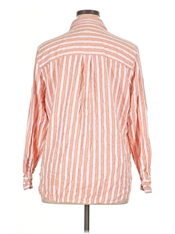 Universal Thread Long Sleeve Button-Down Shirt (view 2)
