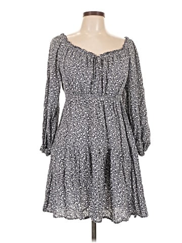Old Navy Casual Dress (view 1)