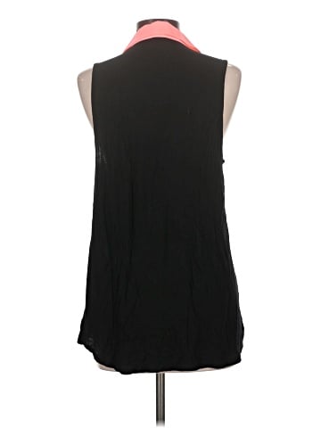 2b bebe Sleeveless Button-Down Shirt (view 2)