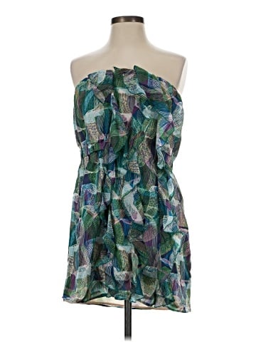 Glam Sleeveless Blouse (view 1)