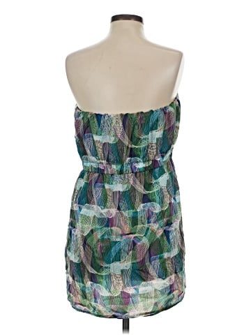 Glam Sleeveless Blouse (view 2)