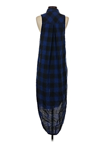 Bobi Sleeveless Button-Down Shirt (view 2)