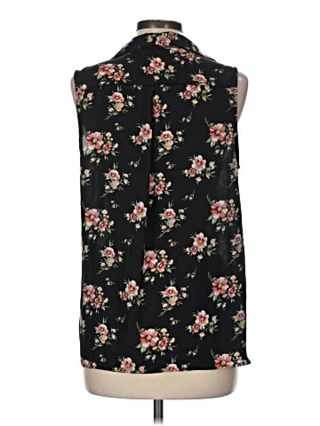 Sweet Rain Sleeveless Blouse (view 2)