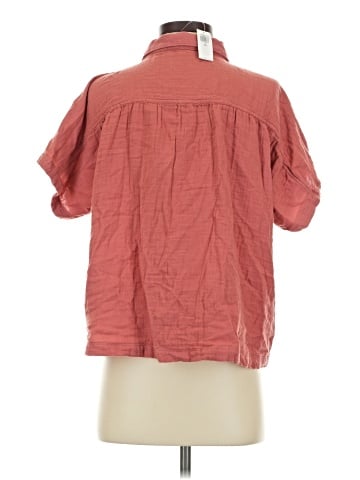 Old Navy Short Sleeve Button-Down Shirt (view 2)