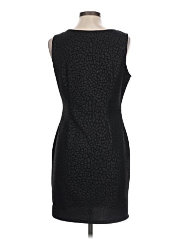 Romeo & Juliet Couture Cocktail Dress (view 2)