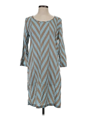The Royal Standard Casual Dress (view 1)