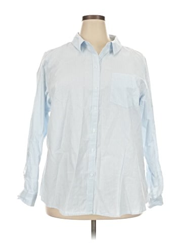 Croft & Barrow Long Sleeve Button-Down Shirt (view 1)