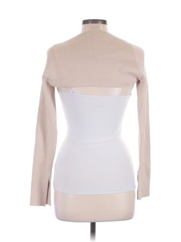 Isalis Shrug (view 2)